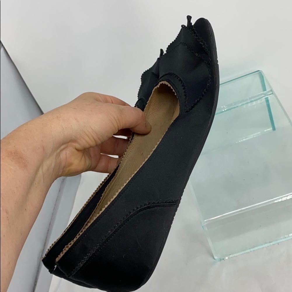 Ginger Goff Sz 9 Black Satin Pointed Toe Flats - Picture 4 of 9